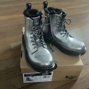 100% Authentic Dr. Martens Girls Boots Silver Distressed Foil Faux  Fur Size 13